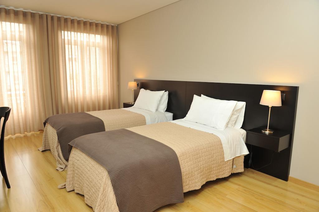 Hotel Pensão Santo António Vila Nova de Famalicão Habitación foto