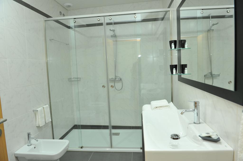 Hotel Pensão Santo António Vila Nova de Famalicão Habitación foto